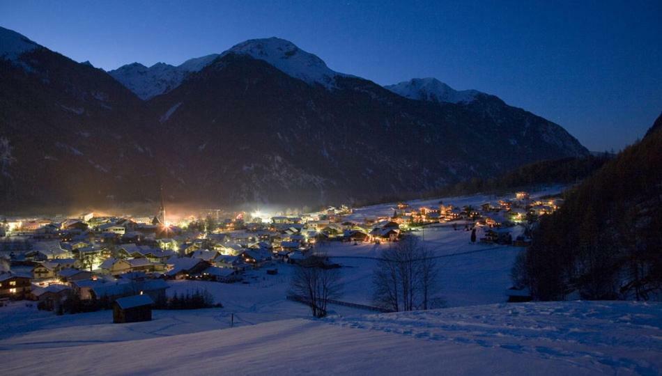Alpenappartement Sonne Umhausen Exteriör bild