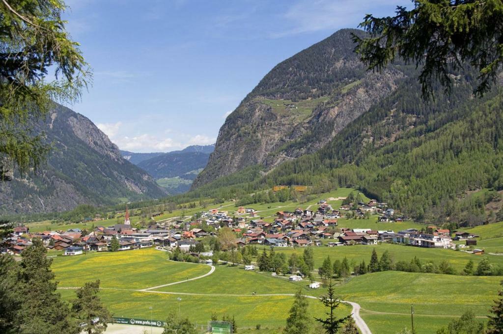 Alpenappartement Sonne Umhausen Exteriör bild